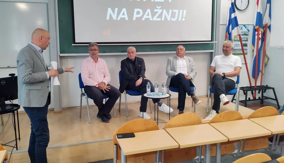 Na Kineziološkom fakultetu u Osijeku održana je dvodnevna Konferencija o sportu u organizaciji Centra za istraživanja i razvoj vrhunske sportske pripreme Hrvatskog olimpijskog odbora koji je okupio veliki broj vrhunskih predavača iz akademske zajednice ali i trenera osvajača olimpijskih medalja iz cijele Hrvatske