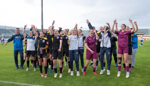 Pobjedom nad Hajdukom s ukupnih 7:6 nogometaše Osijeka osvojile su naslov pobjednica Kupa Hrvatske.