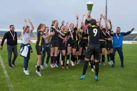 ŽNK OSIJEK ŽENSKI NOGOMETOSJEČANKE OSVOJILE KUP U VELIKOJSVIBANJ 2025