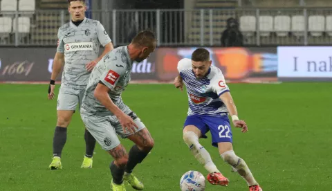 Osijek, 20. 12. 2024, Opus Arena, nogomet, SuperSport HNL 24/25, Osijek - Istra. Roko Jurišić (22) snimio GOJKO MITIĆ