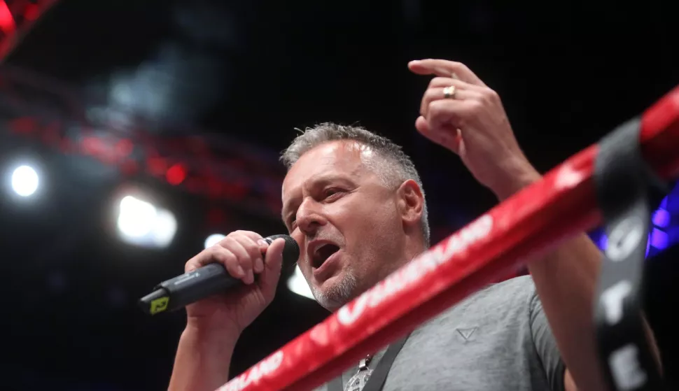 Zagreb, 08.09.2018. - Hrvatski profesionalni boksač Filip Hrgović osvojio je naslov interkontinentalnog prvaka u teškoj kategoriji po verziji WBC zahvaljujući pobjedi nokautom u trećoj rundi protiv Amerikanca Amira Mansoura u zagrebačkoj Areni. Na slici Marko Perković Thompson.foto HINA/ Daniel KASAP/ ua