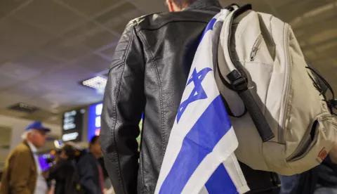 epa10915256 A passenger, who was travelling on a special Lufthansa flight from Tel Aviv, arrives at the Frankfurt Airport in Frankfurt am Main, Germany, 12 October 2023. At the request of the German Foreign Office, Lufthansa started special flights bringing German citizens from Israel, after the Israeli-Palestinian conflict escalated. Thousands of Israelis and Palestinians have died since the militant group Hamas launched an unprecedented attack on Israel from the Gaza Strip on 07 October 2023, leading to Israeli retaliation strikes on the Palestinian enclave. EPA/CHRISTOPHER NEUNDORF
