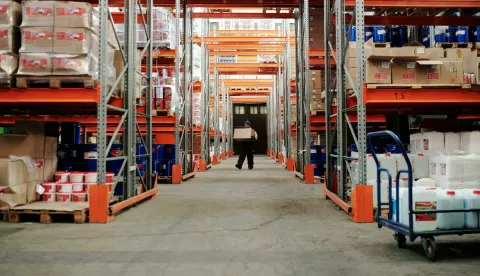 skladište pogon radnici industrija 