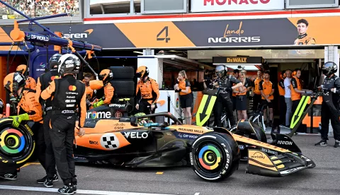 epa12133834 McLaren driver Lando Norris of Britain has a stop at the pits during the Formula One Grand Prix of Monaco at the Circuit de Monaco in Monte Carlo, Monaco, 25 May 2025. EPA/GABRIEL BOUYS/POOL