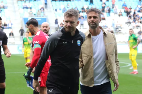 Osijek, 25. 05. 2025, Opus Arena, nogomet, SuperSport HNL 24/25, Osijek - Istra. Treneri Simon Rožman i Garcia Garcia Gonzalo Manuel.snimio GOJKO MITIĆ