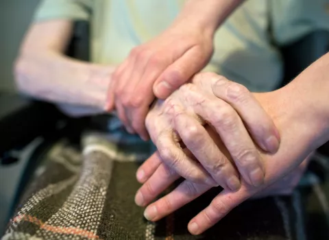 hands; care; nursestari nemoćni