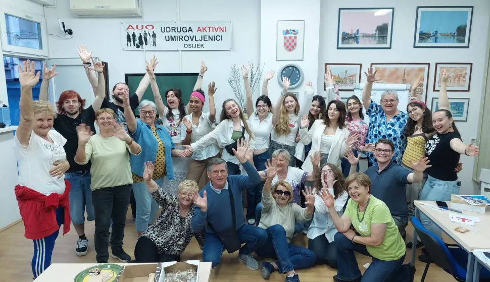 Nacionalna kampanja 'Hrvatska volontira' koja se od 21. do 24. svibnja održala diljem Hrvatske, završila je prošle subote. Tema 15. kampanje u nizu bila je volontiranje u digitalnom dobu s ciljem poticanja online volontiranja kako bi se povećala dostupnost volonterskih prilika. 