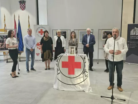 Izložba "Zlatna kora"