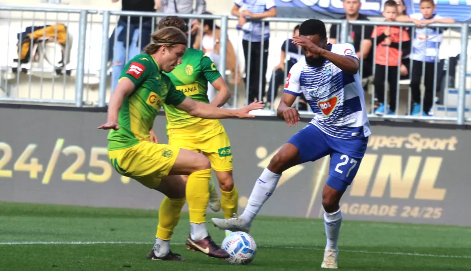 Osijek, 25. 05. 2025, Opus Arena, nogomet, SuperSport HNL 24/25, Osijek - Istra. Santos Fortes Hernani Jorge (27).snimio GOJKO MITIĆ