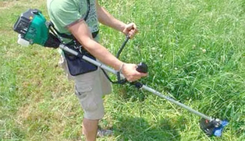 ?Ukraden trimer iz vukovarske mrtvačnice------CRNA2 ST