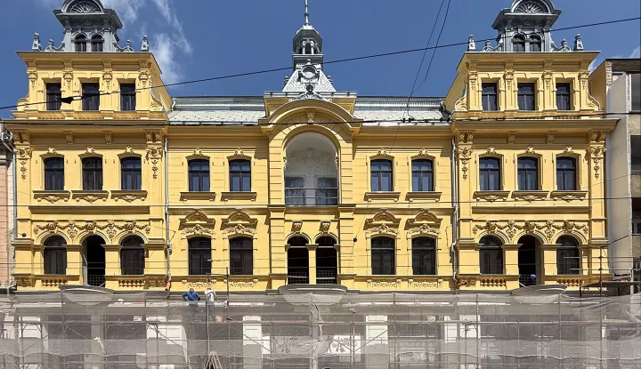 Osijek, 09. 05. 2025., Kapucinska ulica, Hotel Royal, obnova, fasada, nova fasadaSNIMIO BRUNO JOBST