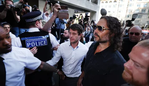 epa12068883 British comedian and actor Russell Brand arrives at Westminster Magistrates Court in London, Britain, 02 May 2025, to attend his trial on charges of rape and sexual assault. EPA/ANDY RAIN