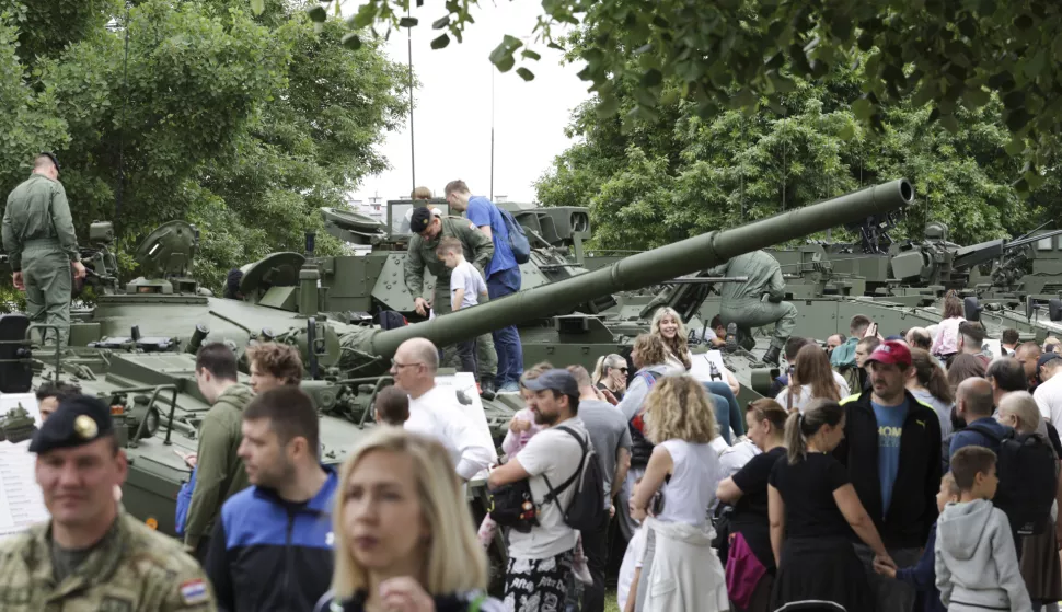 Zagreb 30.05.2025. - Izložba naoružanja, borbene i neborbene tehnike i opreme postrojbi Hrvatske vojske i sastavnica sustava domovinske sigurnosti. foto HINA/ Lana SLIVAR DOMINIĆ/ lsd
