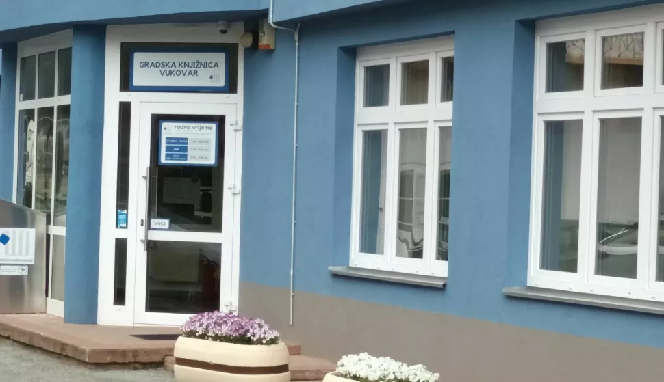 Gradska knjižnica Vukovar