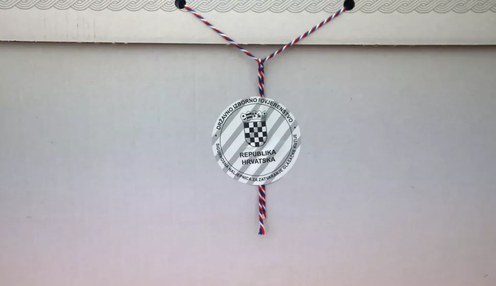 Zadar, 18.05.2025. - Zadrani glasaju na lokalnim izborima.Na fotografiji: Ilustarcija, Foto: HINA/Zvonko KUCELIN