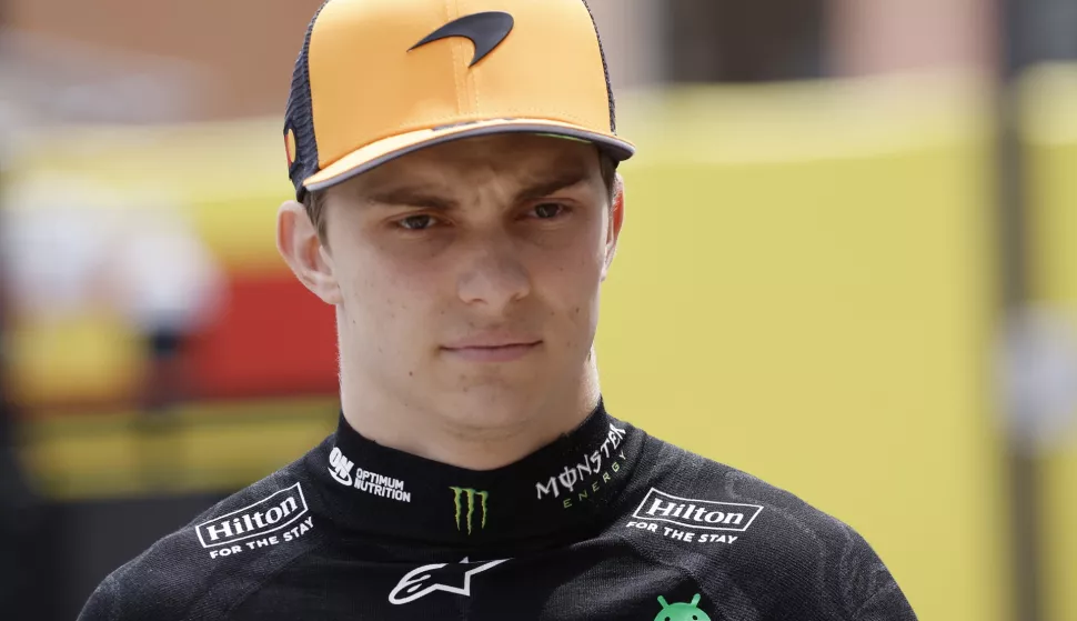 epa12128103 McLaren driver Oscar Piastri of Australia arrives for the practice sessions for the Formula One Grand Prix of Monaco at the Circuit de Monaco in Monte Carlo, Monaco, 23 May 2025. EPA/YOAN VALAT