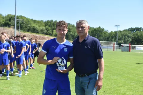 KVARNERSKA RIVIJERA KADETI NK OSIJEK POBJEDNICILIPANJ 2025FOTO: HNK RIJEKA