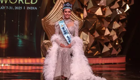 epa12147582 Opal Suchata from Thailand sits onstage after winning the 72nd Miss World grand finale held at the HITEX Exhibition Centre, in Hyderabad, India, 31 May 2025. EPA/DIVYAKANT SOLANKI