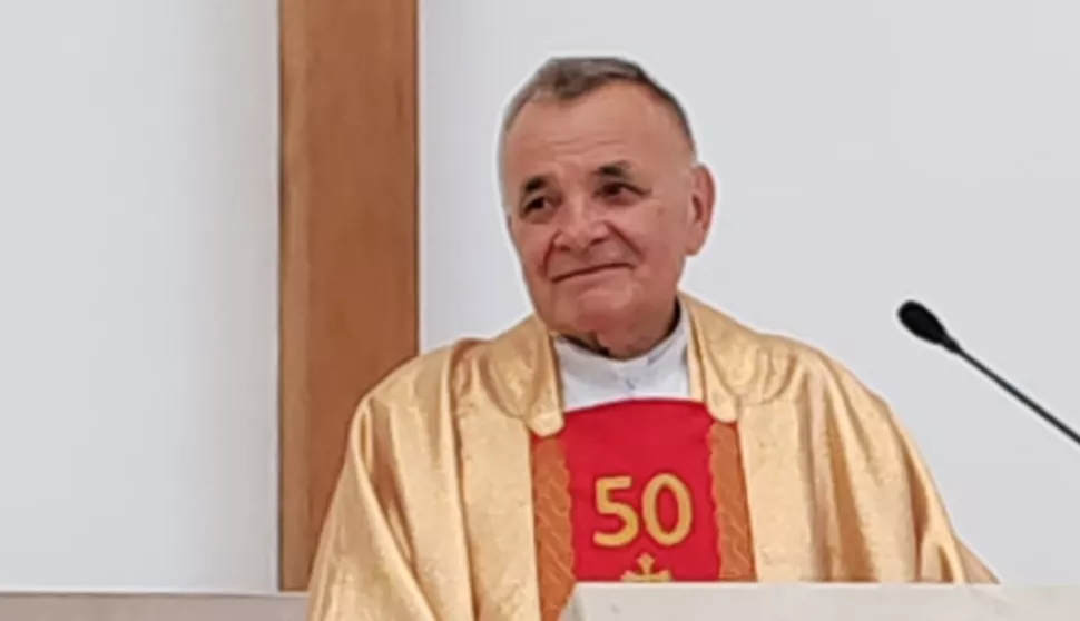 Zlatimisnik vlč. Ivan PetričevićZlatnomisnički jubilej proslavljen u RetfaliSnimila: Nevenka ŠpoljarićOsijek, 1. lipnja 2025.