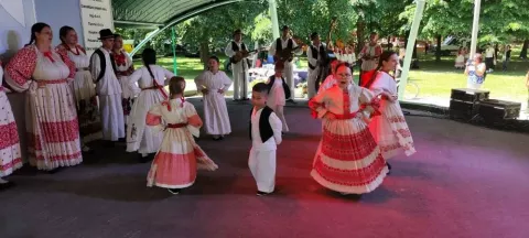 VALPOVO - Ustanova za kulturne djelatnosti "Ante Evetović Miroljub" Valpovo i Kazali&scaron;te Planet Art donose hit-komediju "Tere i Luce". Predstava će se održati u ponedjeljak, 16. lipnja, u 20 sati,1. lipnja 2025.