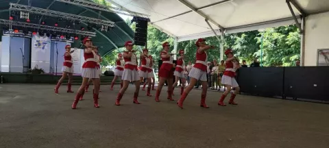 VALPOVO - Ustanova za kulturne djelatnosti "Ante Evetović Miroljub" Valpovo i Kazali&scaron;te Planet Art donose hit-komediju "Tere i Luce". Predstava će se održati u ponedjeljak, 16. lipnja, u 20 sati,1. lipnja 2025.