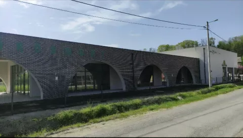 Dom Mađara Zmajevac