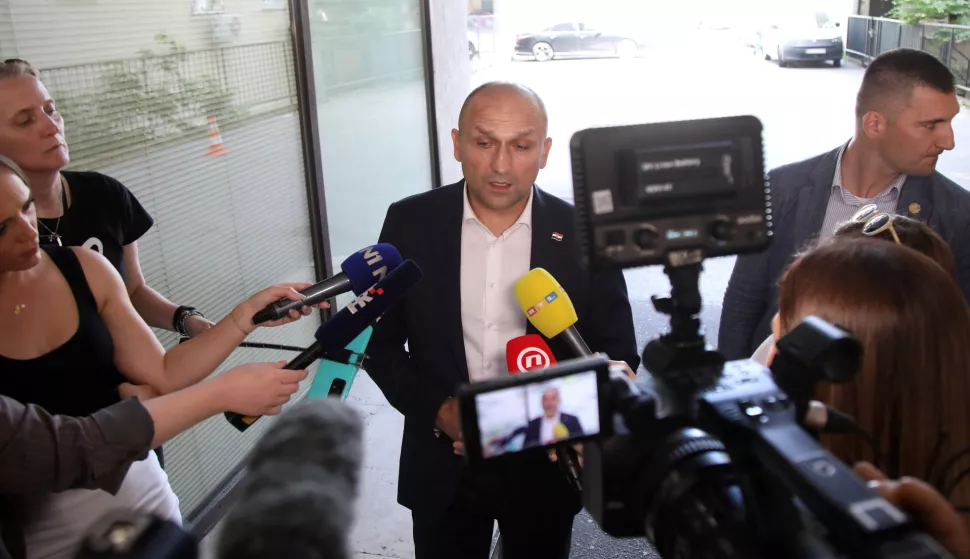 Zagreb, 02.06.2025 - Dolazak na zajedničku sjednicu Predsjedništva i Nacionalnog odbora HDZ-a. Na fotografiji Ivan Anušić.foto HINA/ Denis CERIĆ /dc