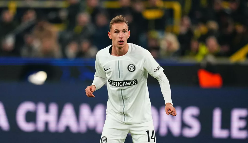 November 05 2024: Lovro Zvonarek of SK Sturm Graz looks on during a Champions League Round 4 game, BvB Dortmund v SK Sturm Graz at Signal Luna Park, Dortmund, Germany. Ulrik Pedersen/CSM/Sipa USA (Credit Image: ? Ulrik Pedersen/Cal Sport Media/Sipa USA) Photo: Cal Sport Media/SIPA USA