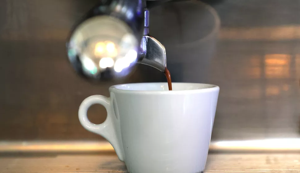 Osijek, 14. 01. 2025., kava - ilustracija, poskupljenje, šalica kave, slobodnjak, slobodnjaciSNIMIO BRUNO JOBST