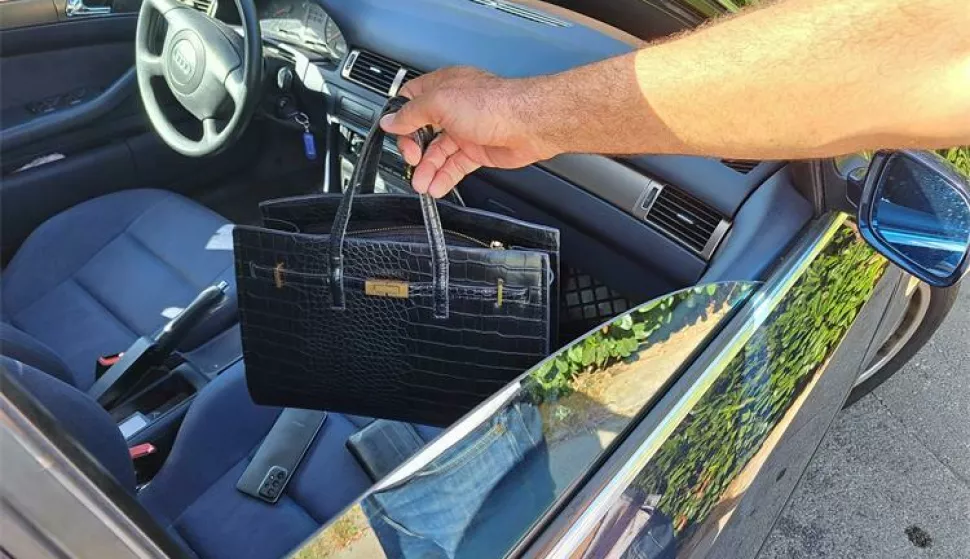 Iz otključanog automobila u Osijeku ukradeno 1.000 eura. krađe, torbica, novčanik, ilustracija