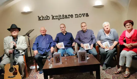 Zbirka braće Jakumetović posvećana bl. Ivanu MerzuOsijek, 3. lipnja 2025.Snimio: Sa&scaron;a Orgona&scaron;