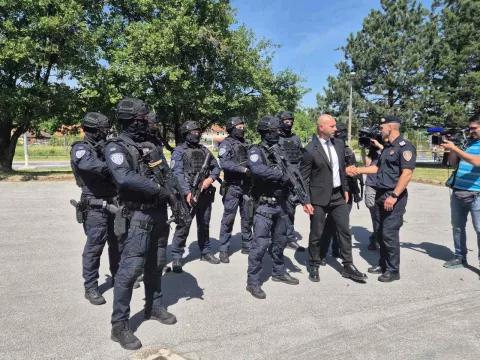 Lepoglava, 04.06.2025. - U Kaznionici u Lepoglavi srijedu je predstavljen interventni tim pravosudne policije koji je tom prilikom kroz pokaznu vježbu prezentirao dio svog rada, a ministar pravosuđa, uprave i digitalne transformacije Damir Habijan naglasio je da je riječ o velikom iskoraku u zatvorskom sustavu. foto HINA/ Siniša KALAJDŽIJA/ tm