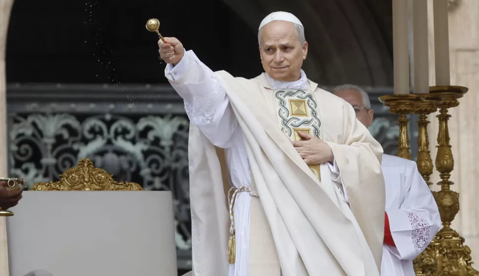 epa12111847 Pope Leo XIV leads the Holy Mass for the Beginning of the Pontificate, at St. Peter's Square, in Vatican City, 18 May 2025. EPA/FABIO FRUSTACI