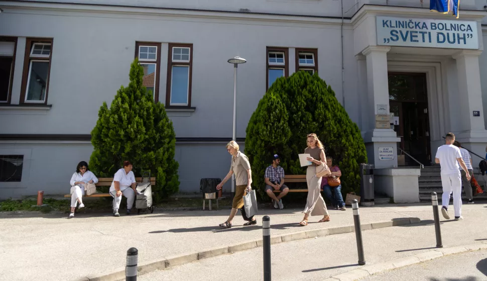 Zagreb, 04.06.2025. - Bolnica Sveti Duh u kojoj su u tijeku privođenja liječnika zbog korupcije.foto HINA/ Edvard &Scaron;U&Scaron;AK