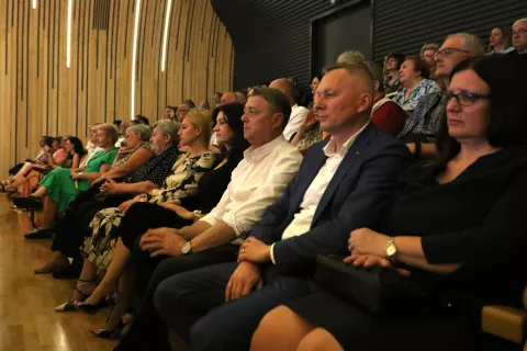 Osijek, 05. 06. 2025, KC Osijek, Dvorana Franjo Krežma. 16. Memorijal Darka Paurića. Koncert Miroslava &Scaron;kore. Nata&scaron;a Trami&scaron;ak, Goran Ivanović Lac i Tihomir Flroijančić.snimio GOJKO MITIĆ