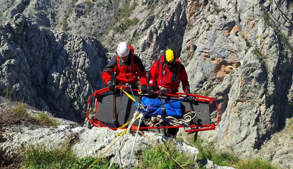 Članovi HGSS Stanice Osijek u NP Paklenica