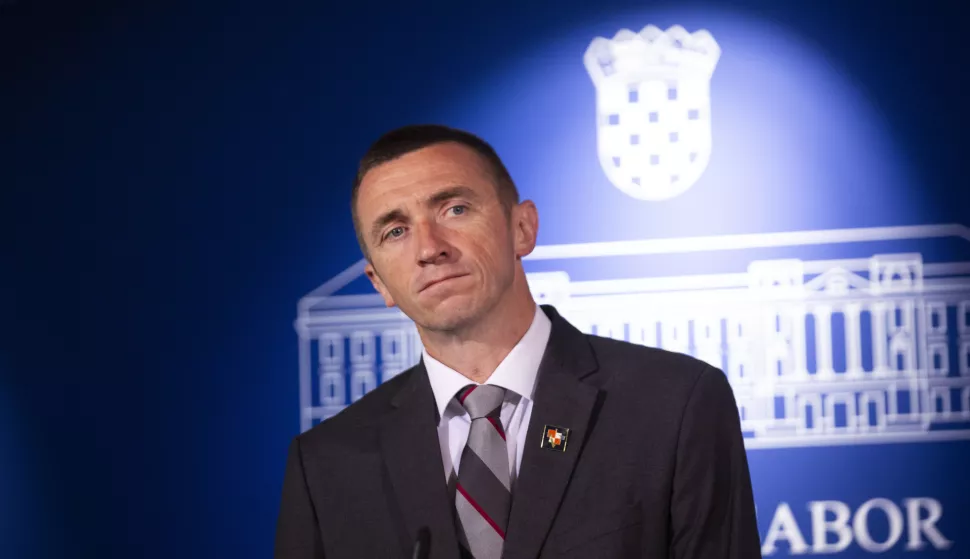 Zagreb, 06.06.2025 - Konferencija za medije kluba zastupnika DP-a. Na fotografiji Ivan Penava. foto HINA/ Daniel KASAP/ dk