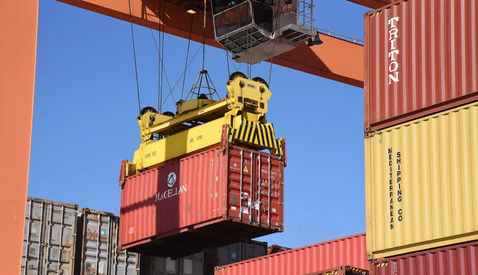 RIJEKA,30. 10.2024. RIJEKALUCKA UPRAVA RIJEKA KONTEJNERSKI TERMINAL BRAJDICA ZAVRSNA KONFERENCIJA PROJEKTA PRODUBLJAVANJE OBALE...NA FOTO:SNIMIO SERGEJ DRECHSLER