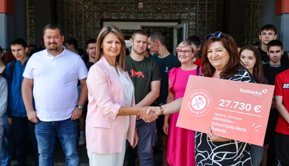 Donacija uručena ravnateljicifoto: Podravka