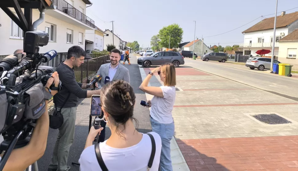 višnjevac, n.š.zrinskog, parking, lipanj 2025.