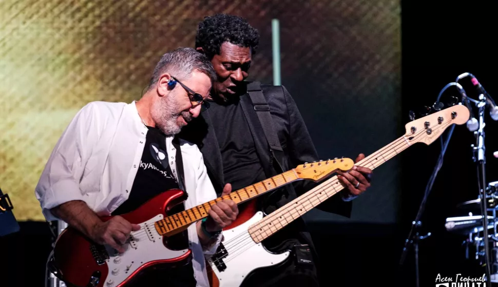 Bend Dire Straits Legacy s četiri originalna člana stiže u Tvornicu