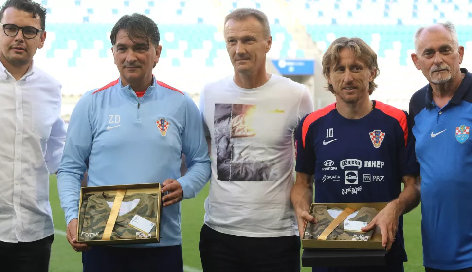 Ne zanima nas ples za jedno ljeto. Pa tko to ulazi u viši rang da bi odmah ispao