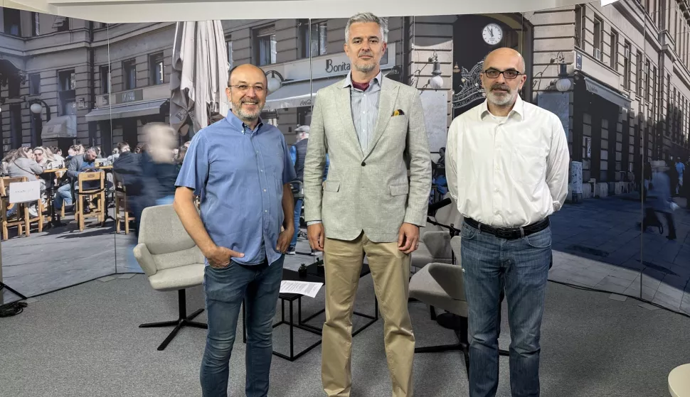 Skorašnji koncert Marka Perkovića Thompsona na zagrebačkom hipodromu bio je glavna tema podkasta "Špica s Macanom" čiji je autor stručnjak za odnose s javnošću Krešimir Macan. Gosti su bili saborski zastupnik i profesor na Filozofskom fakultetu Nino Raspudić, te novinar i pisac Ivica Đikić. 