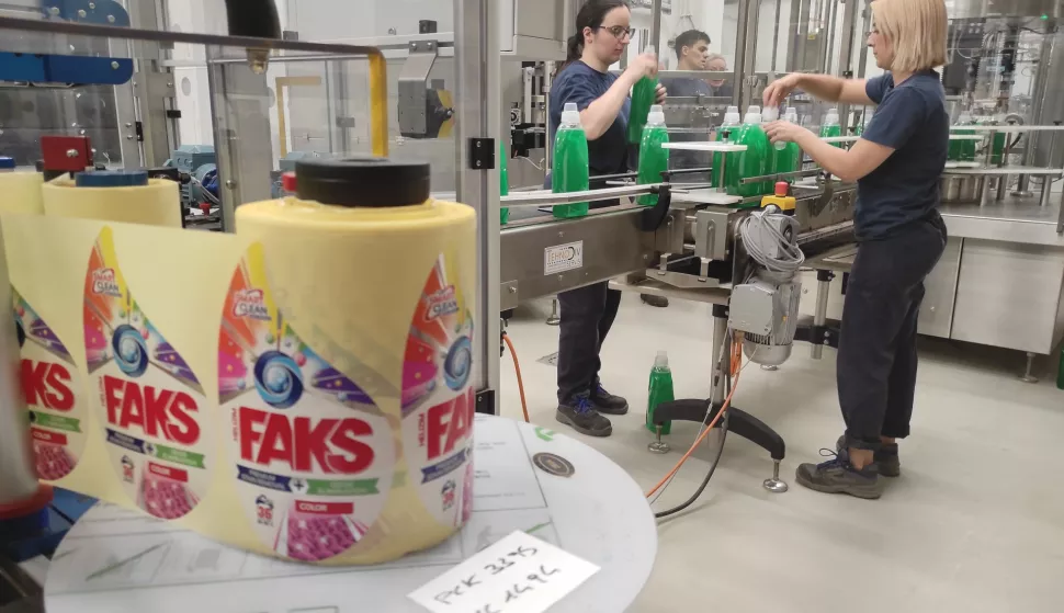 Saponia se povlači s Burze