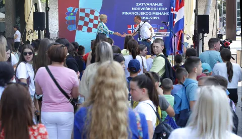 Osijek, 13. 06. 2025., Trg slobode, Zatvaranje Norveškog i EGP financijskog mehanizma, Norveški i EGP financijski mehanizam SNIMIO BRUNO JOBST