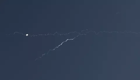 epa12168447 The Israeli Iron Dome air defense system intercepts a missiles fired from Yemen, over Jerusalem on 10 June 2025. The Israeli army report that sirens sounded in several areas in Israel, following a missile was launched from Yemen.  EPA/ATEF SAFADI