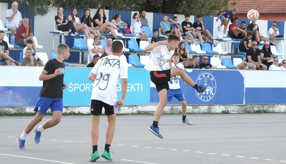 “Petarda” Termita, krenuli su cicibani