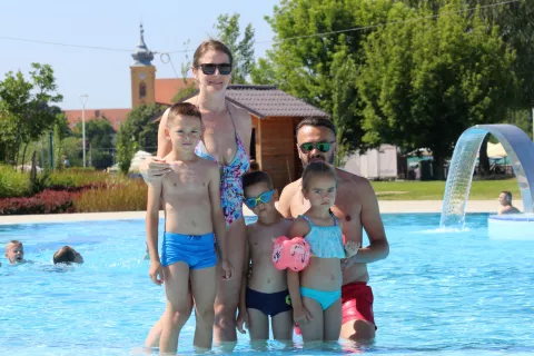 Osijek, 15. 06. 2025, SRC Copacabana, bazeni, počela sezona kupanja na bazenima Copacabane.snimio GOJKO MITIĆ