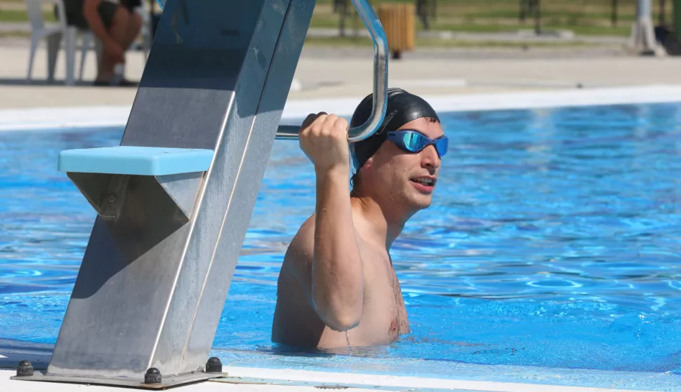 Osijek, 15. 06. 2025, SRC Copacabana, bazeni, počela sezona kupanja na bazenima Copacabane.snimio GOJKO MITIĆ