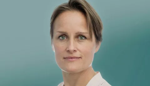 ZAGREB, 16. lipnja 2025. (Hina) - Britanska je vlada u nedjelju imenovala Blaise Metreweli čelnicom Tajne obavještajne službe, poznate i kao MI6, pa je Metreweli postala prva žena na čelu te špijunske agencije, desetljećima nakon što je Judi Dench prvi put glumila šeficu MI6 u filmu o Jamesu Bondu.